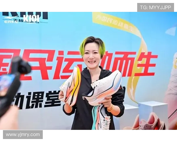 张敏独家分享滑板技巧与心得体会助你轻松掌握滑板运动的乐趣与挑战